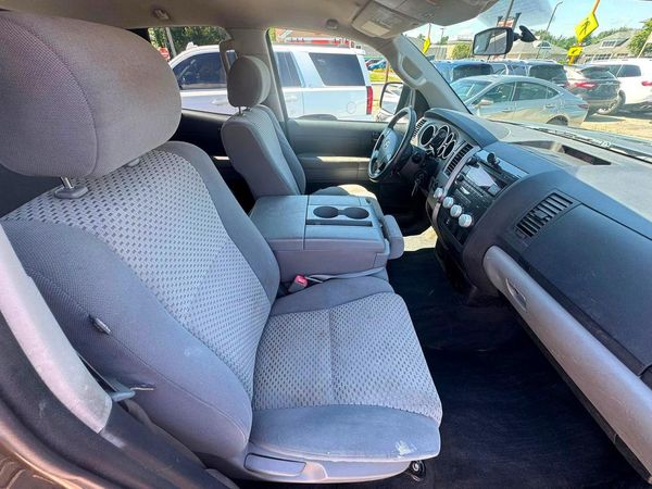 2012 TOYOTA TUNDRA SR5