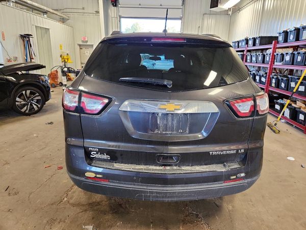 2015 CHEVROLET TRAVERSE LS