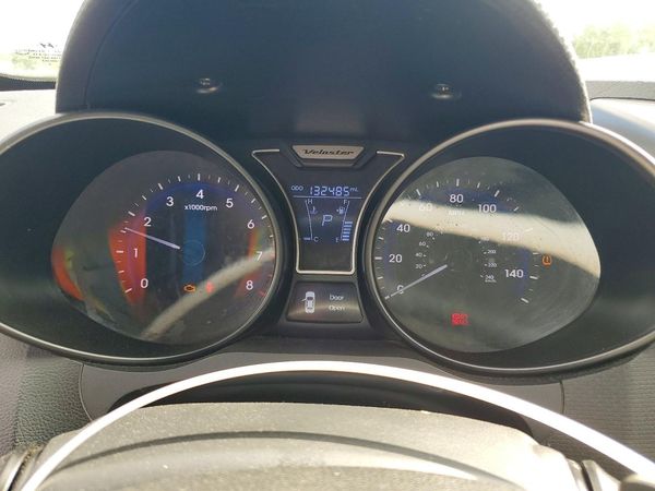 2013 HYUNDAI VELOSTER