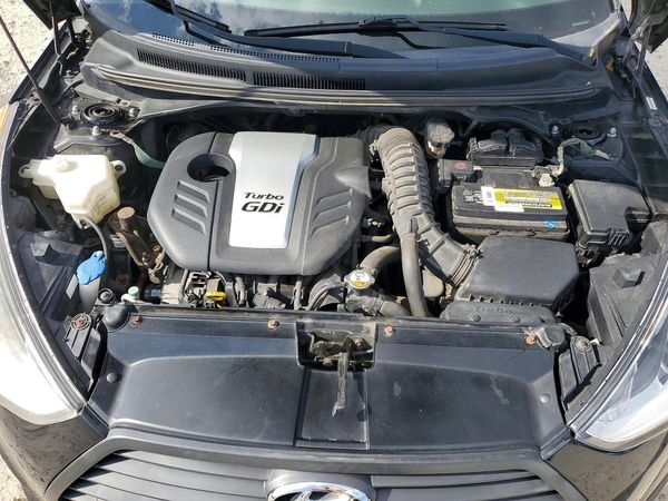 2013 HYUNDAI VELOSTER