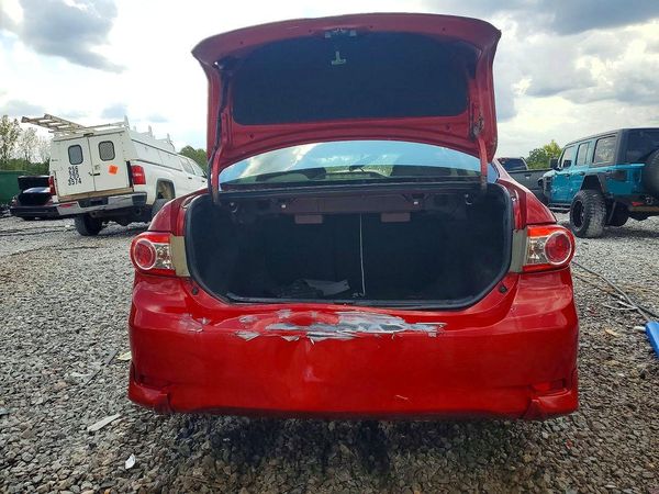 2013 TOYOTA COROLLA
