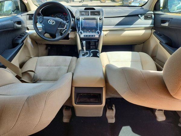 2012 TOYOTA CAMRY