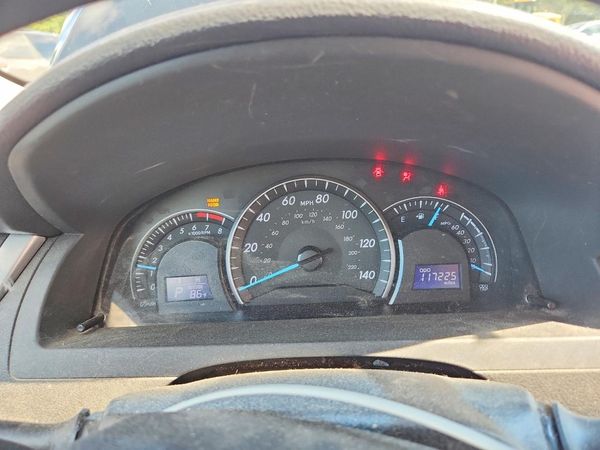 2012 TOYOTA CAMRY