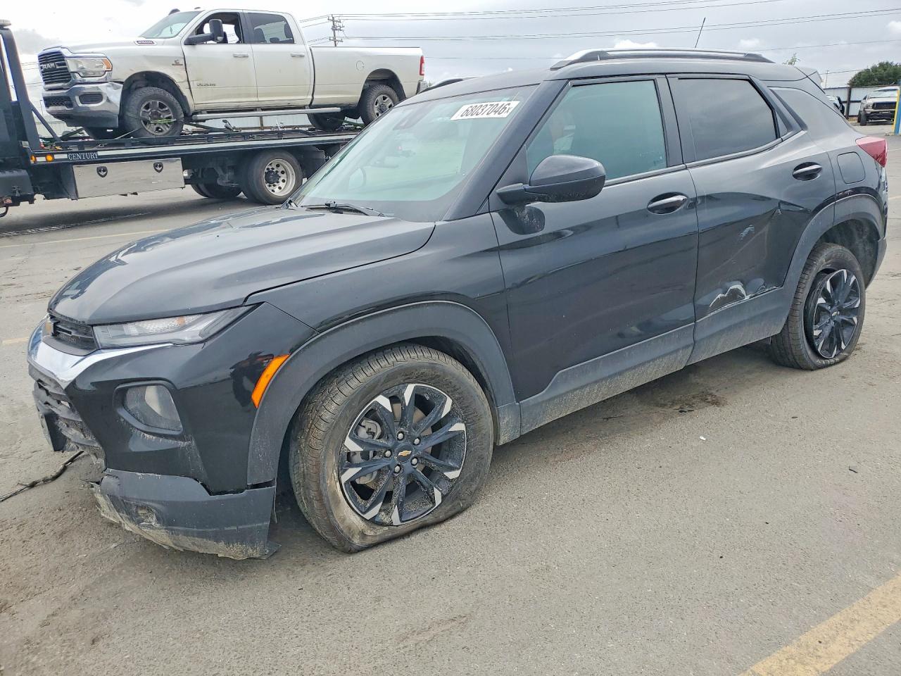 2023 CHEVROLET TRAILBLAZE LT — Front 3/4