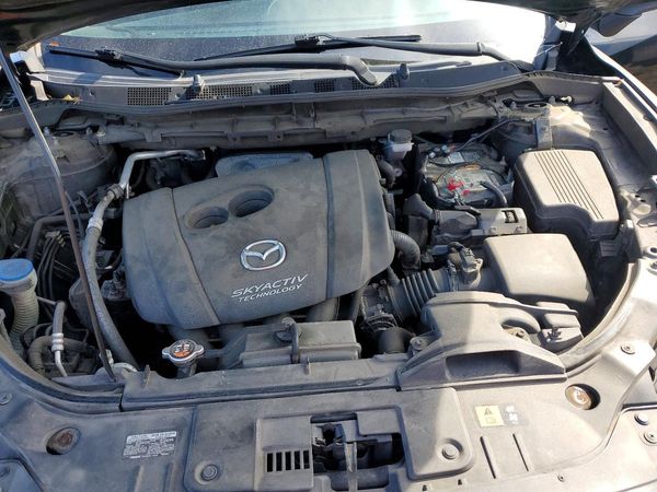 2015 MAZDA CX-5 Sport/GX — Engine bay