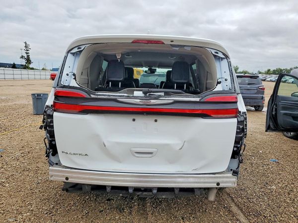 2022 CHRYSLER PACIFICA