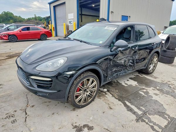 2012 PORSCHE CAYENNE — DSFA — Front 3/4