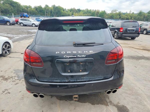 2012 PORSCHE CAYENNE Turbo — DIRR