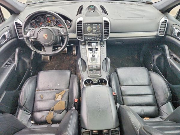 2012 PORSCHE CAYENNE Turbo — CKPT
