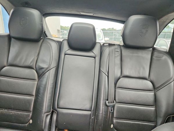 2012 PORSCHE CAYENNE Turbo — SUVN