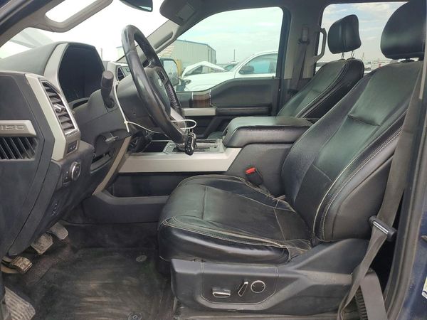 2017 FORD F150 SuperCrew — DENT