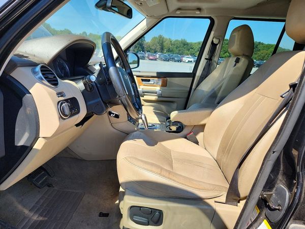 2016 LAND ROVER LR4 HSE — DENT