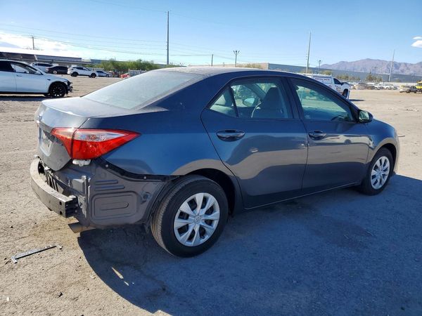 2017 TOYOTA COROLLA