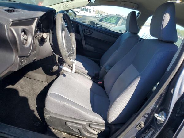 2017 TOYOTA COROLLA