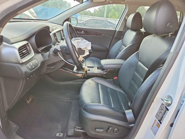 2020 KIA SORENTO