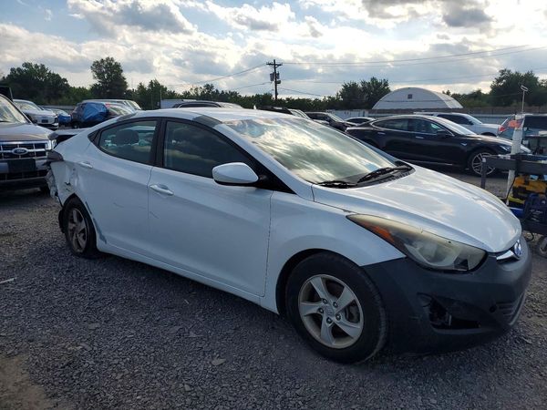 2015 HYUNDAI ELANTRA GLS(Middle)