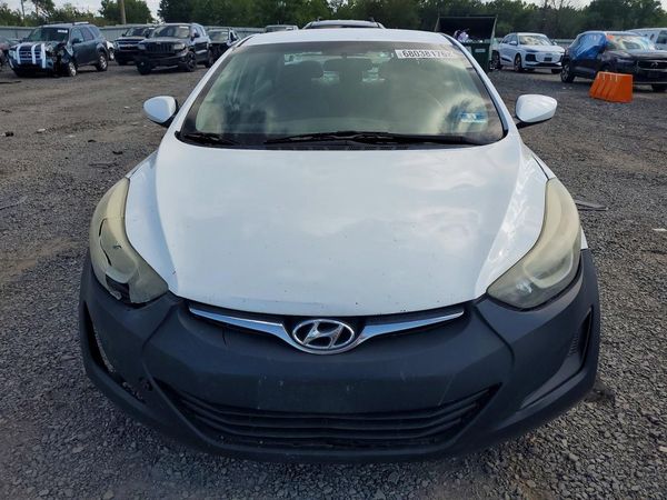 2015 HYUNDAI ELANTRA GLS(Middle)