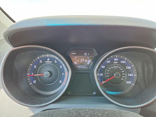 2016 HYUNDAI ELANTRA