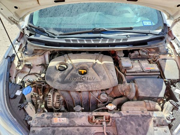 2016 HYUNDAI ELANTRA
