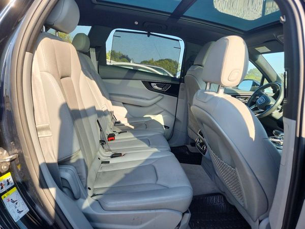 2017 AUDI Q7