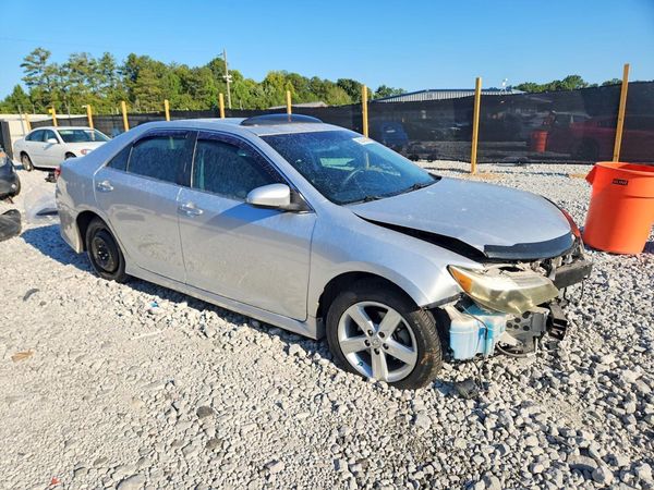 2013 TOYOTA CAMRY
