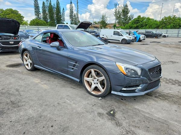 2013 MERCEDES-BENZ SL SL550