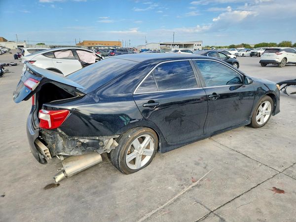 2013 TOYOTA CAMRY