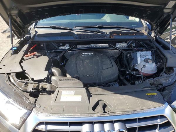 2019 AUDI Q5 quattro Premium Plus