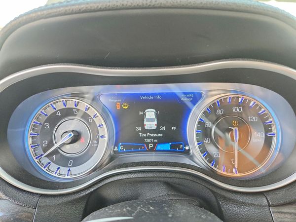 2022 CHRYSLER 300