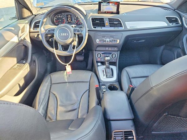2017 AUDI Q3 quattro Premium