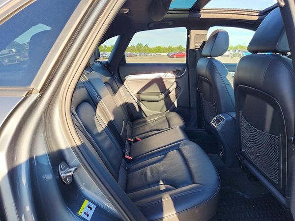 2017 AUDI Q3 quattro Premium