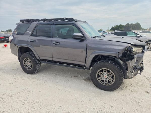 2017 TOYOTA 4RUNNER