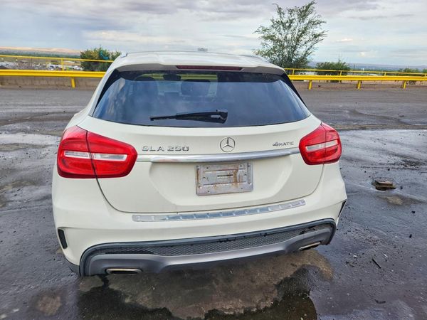 2015 MERCEDES-BENZ GLA-CLASS GLA250 4-MATIC