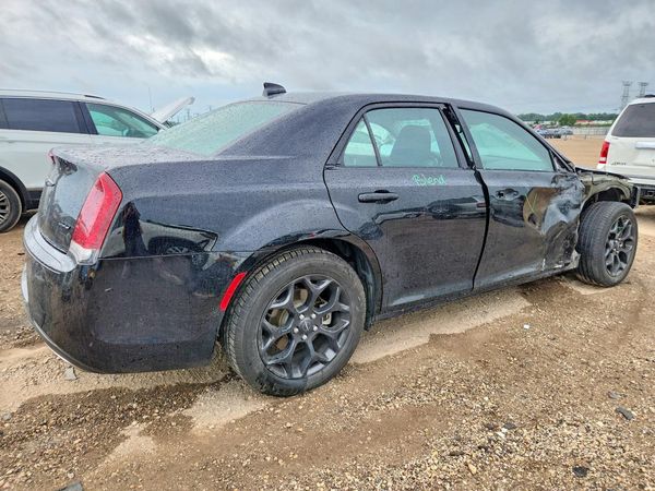 2021 CHRYSLER 300