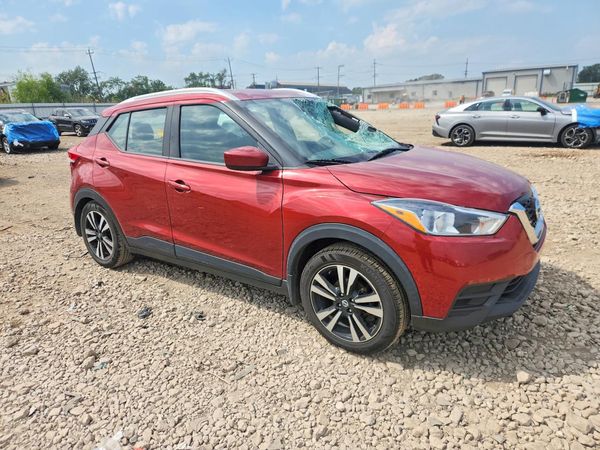 2020 NISSAN KICKS
