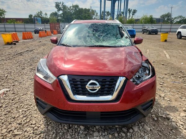 2020 NISSAN KICKS