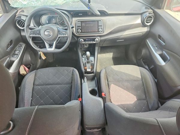 2020 NISSAN KICKS