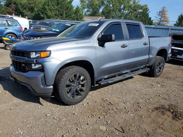 2021 CHEVROLET SILVERADO Custom — Front 3/4