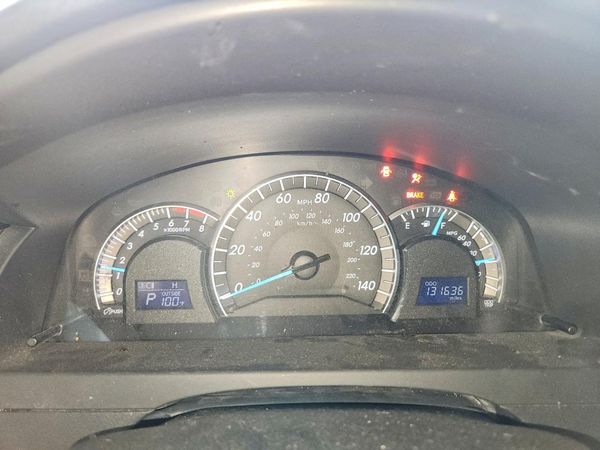 2012 TOYOTA CAMRY