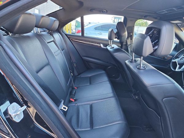 2012 MERCEDES-BENZ C