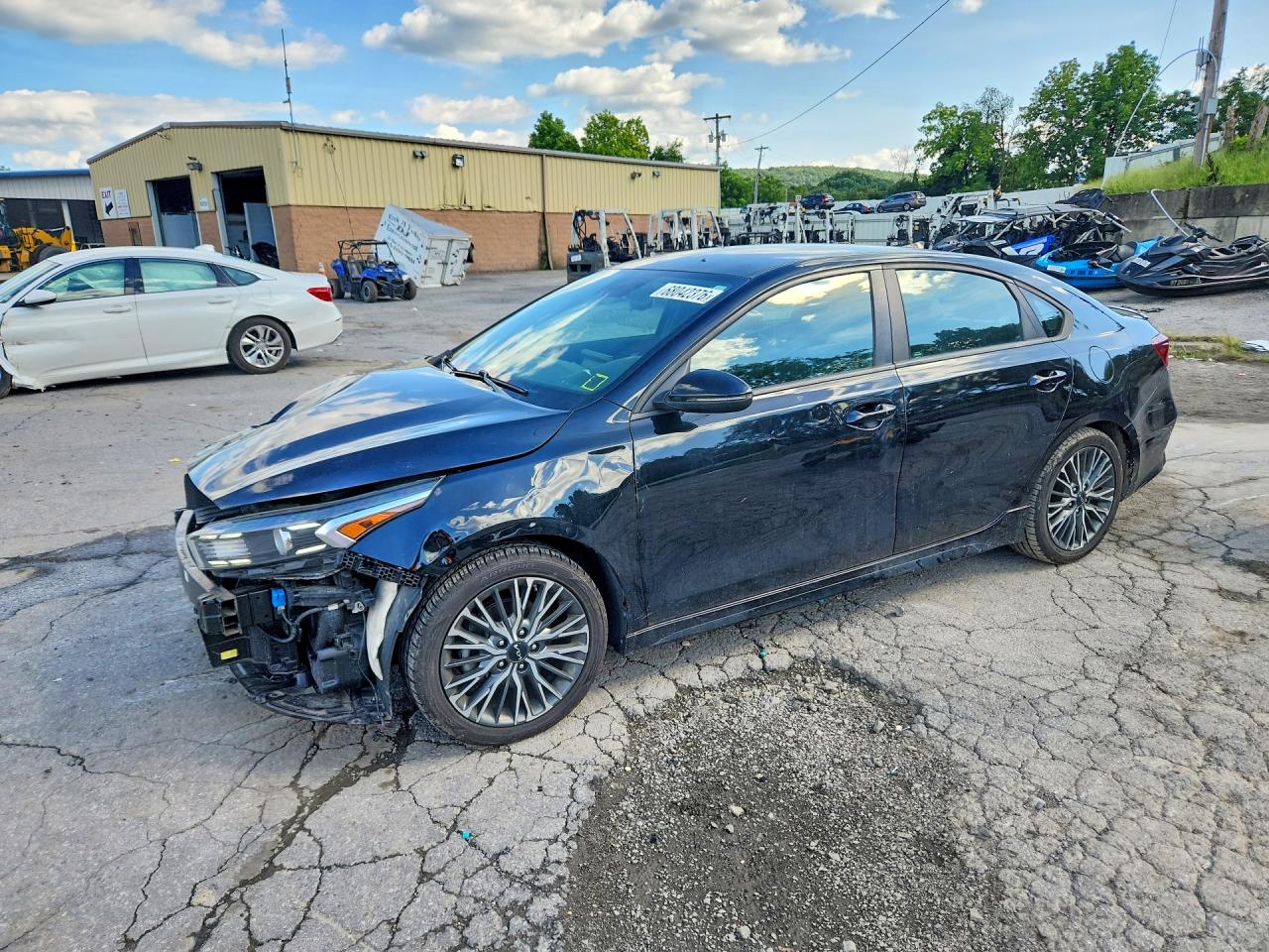 2022 KIA FORTE GT Line