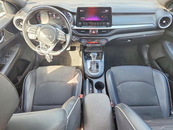 2022 KIA FORTE GT Line