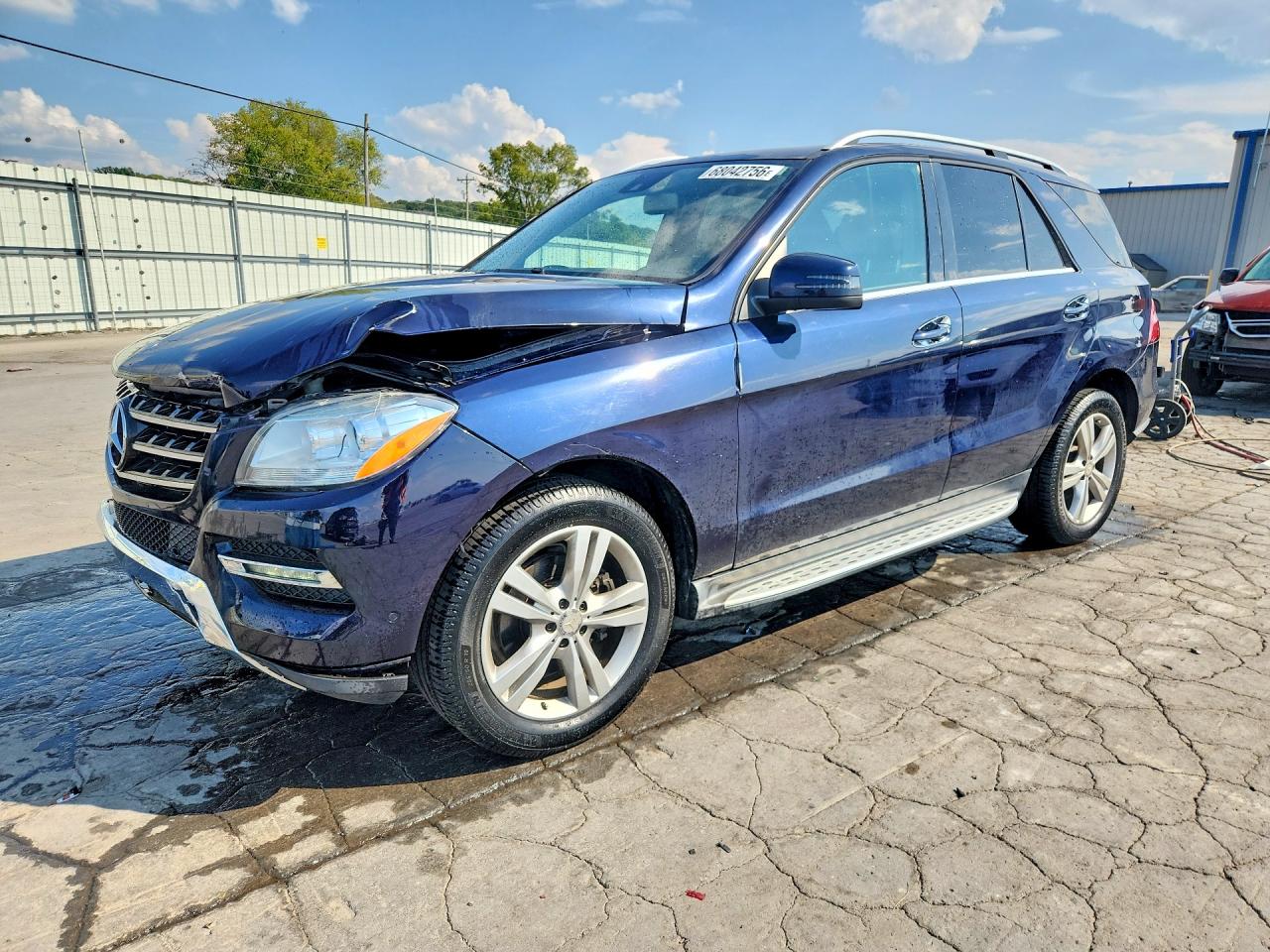 2013 MERCEDES-BENZ ML ML350 4-MATIC — Front 3/4