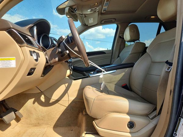 2013 MERCEDES-BENZ ML ML350 4-MATIC — DENT