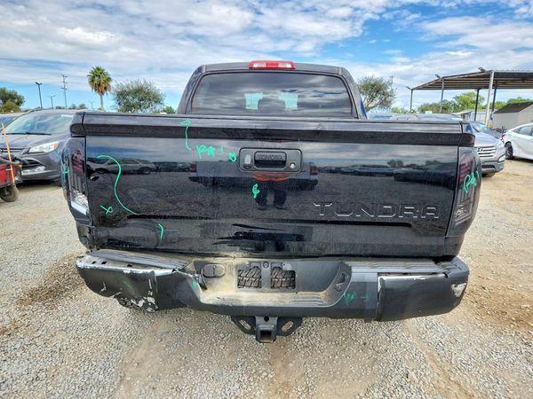 2017 TOYOTA TUNDRA SR5/TRD Pro