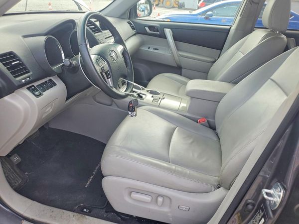 2012 TOYOTA HIGHLANDER Base/Hybrid — DENT