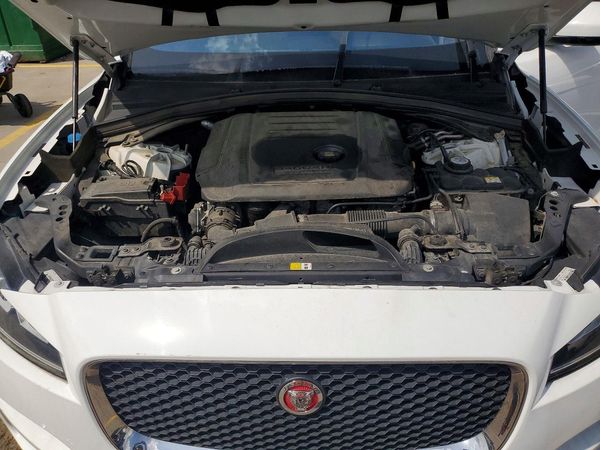 2018 JAGUAR F-PACE Premium