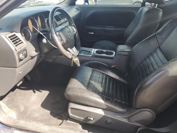 2013 DODGE CHALLENGER — DENT