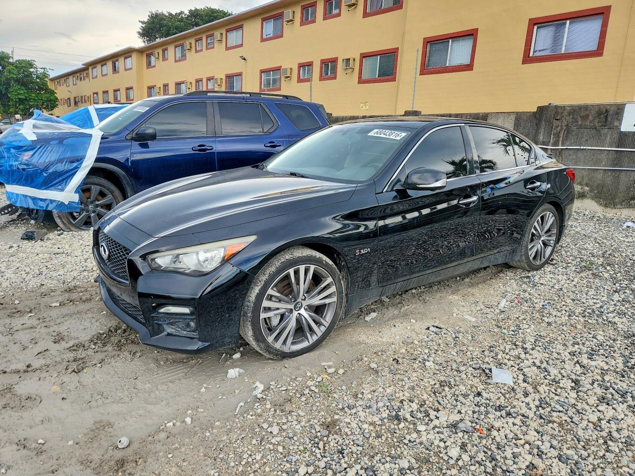 2016 INFINITI Q50