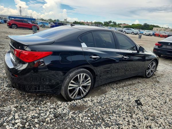 2016 INFINITI Q50